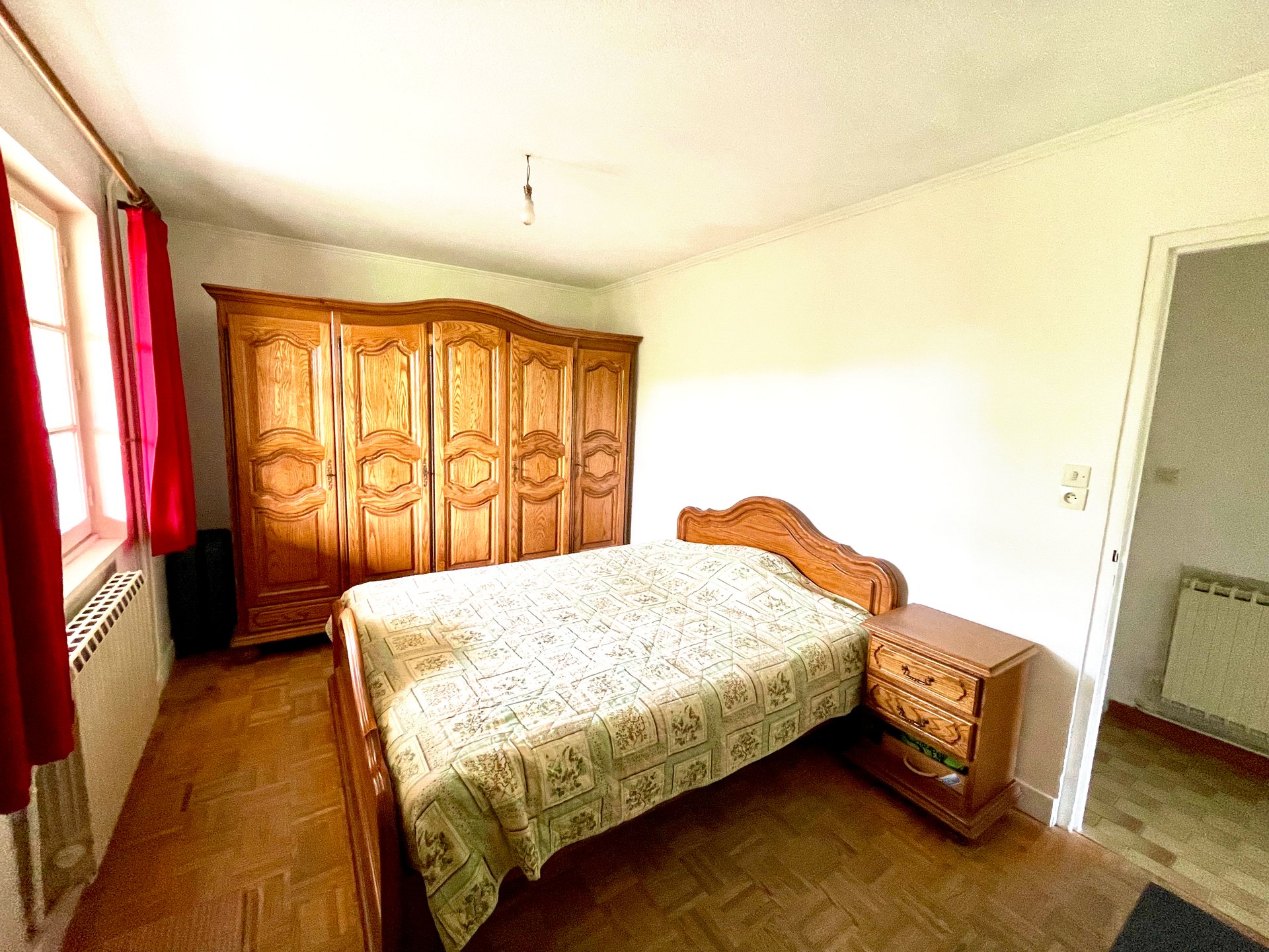 Chambre 1 autre angle — Maison plain-pied Charmont