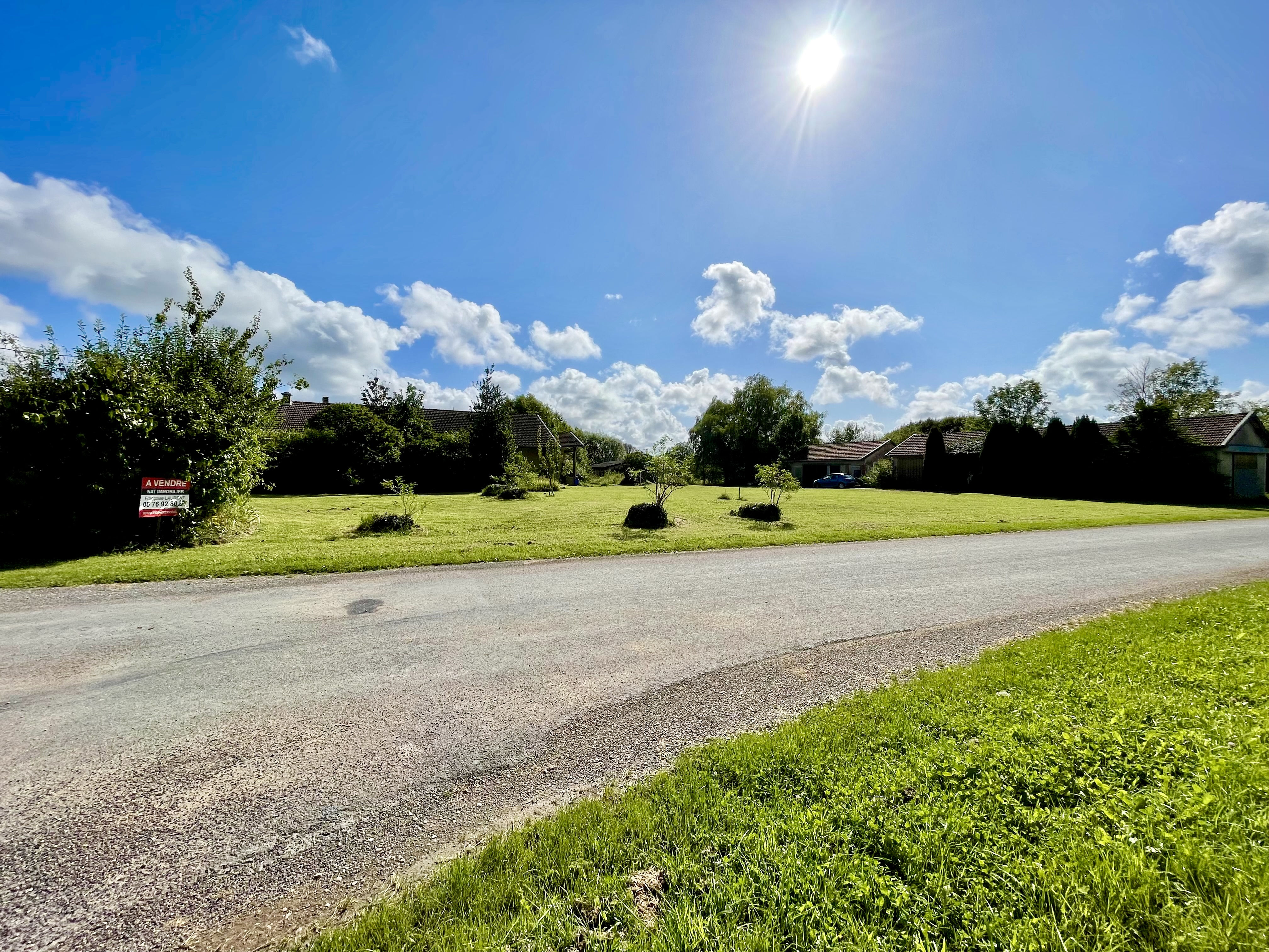 Terrain de 2500m² — Maison de plain-pied à vendre Charmont